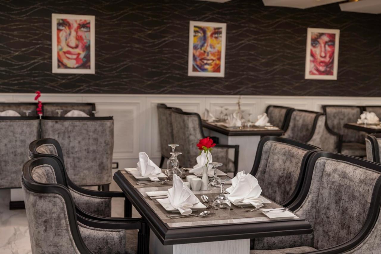 Royal Day Plaza Hotel 6th of October City Esterno foto