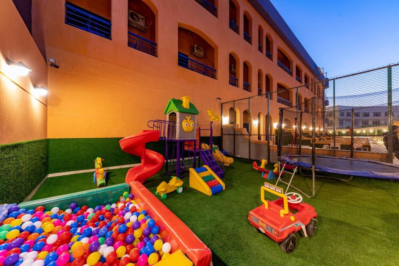 Royal Day Plaza Hotel 6th of October City Esterno foto