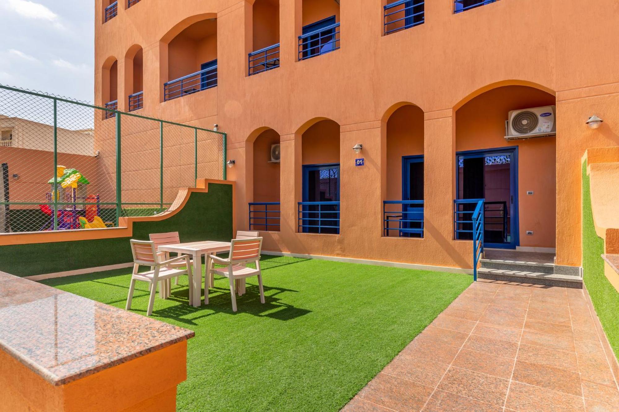 Royal Day Plaza Hotel 6th of October City Esterno foto